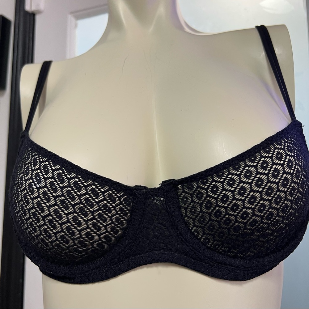 American Apparel Demi Bra Size 1 Black Geo Lace Underwire Unlined NWT